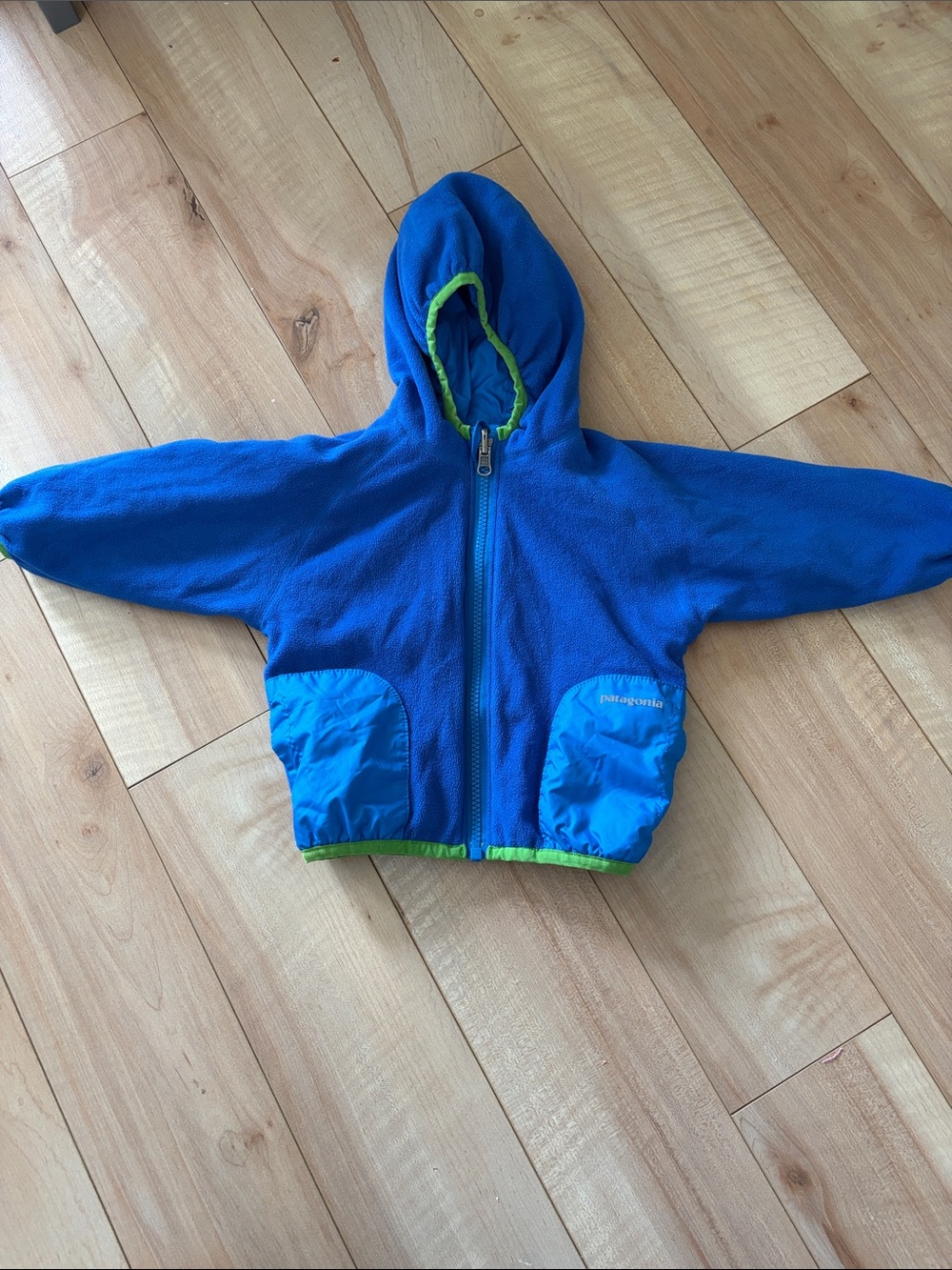 Patagonia Blue baby Hooded Fleece Reversible to a water resistant